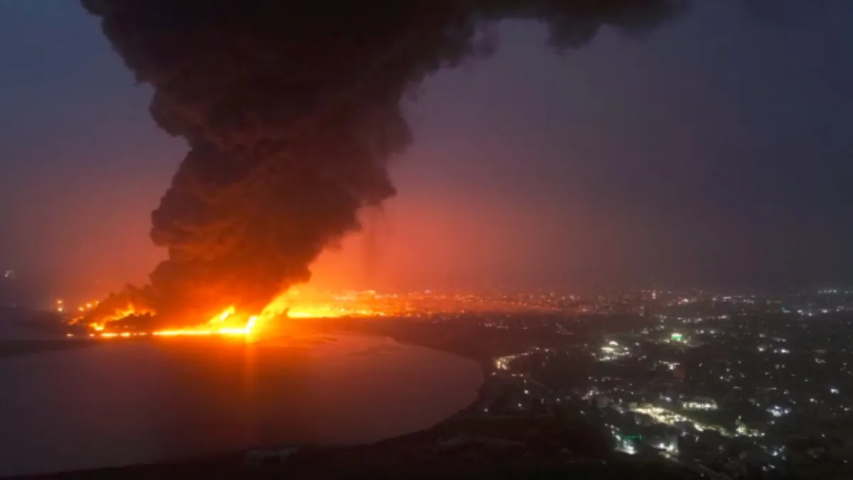 Israeli military says it will strike Yemeni ports, issues evacuation warning