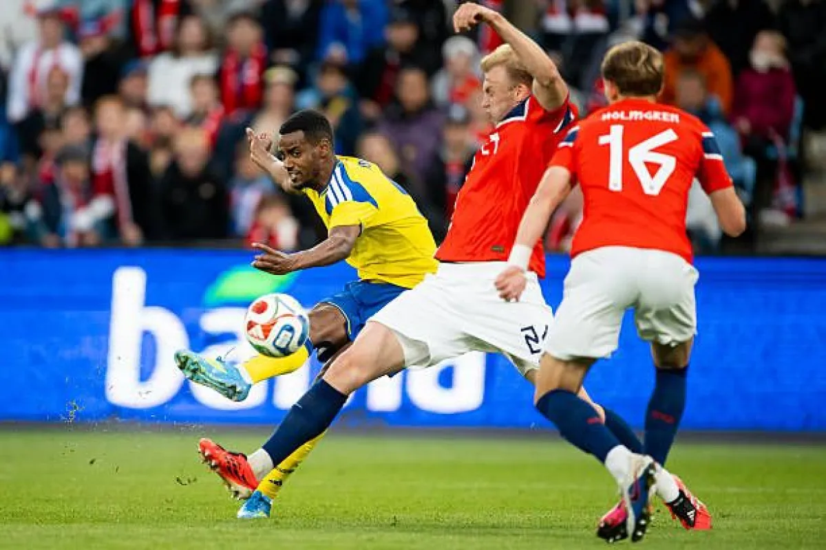 Isak Scores Stunning Solo Goal for Sweden Amidst Injury Comeback