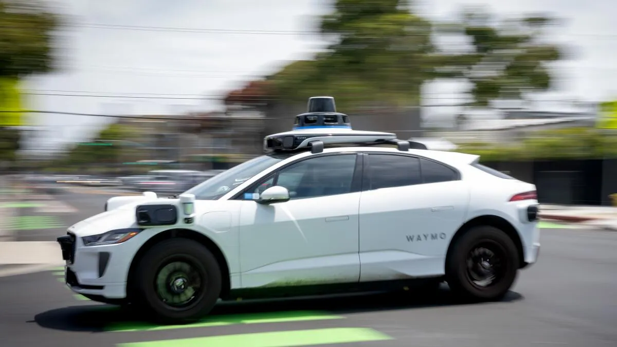 Man Arrested for Vandalizing Self-Driving Waymo in East Hollywood