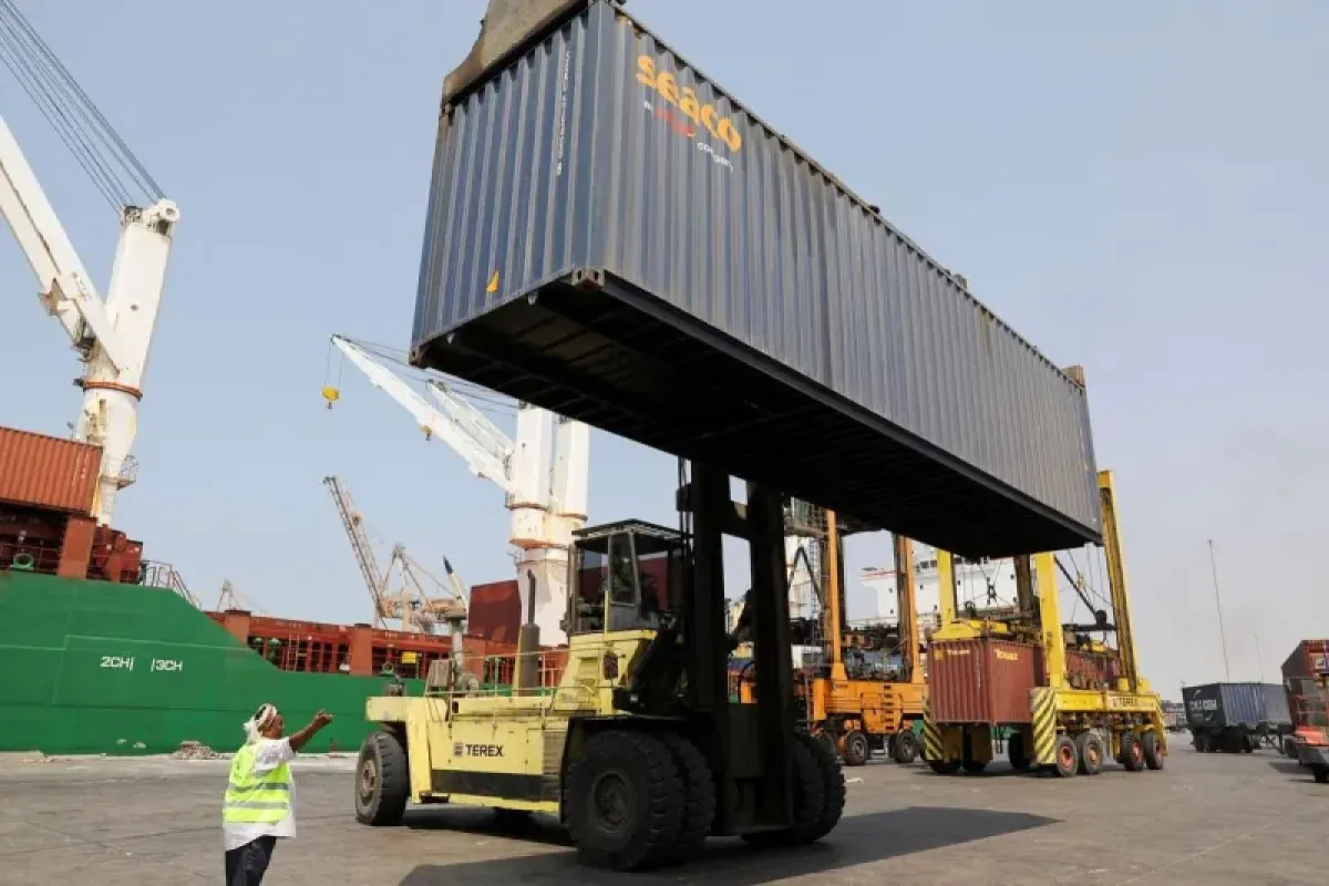 Yemen Government Refutes Houthi Claims on Hodeidah Port Blockade with Data