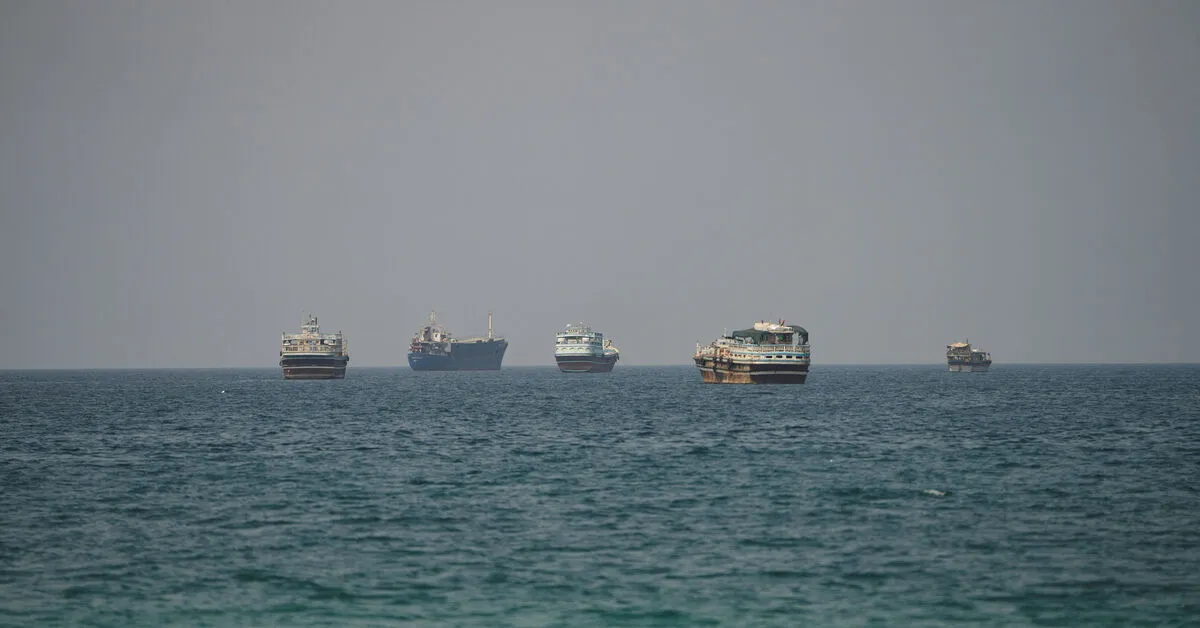 Hormuz Strait Traffic Dips Below Average Amid Regional Tensions