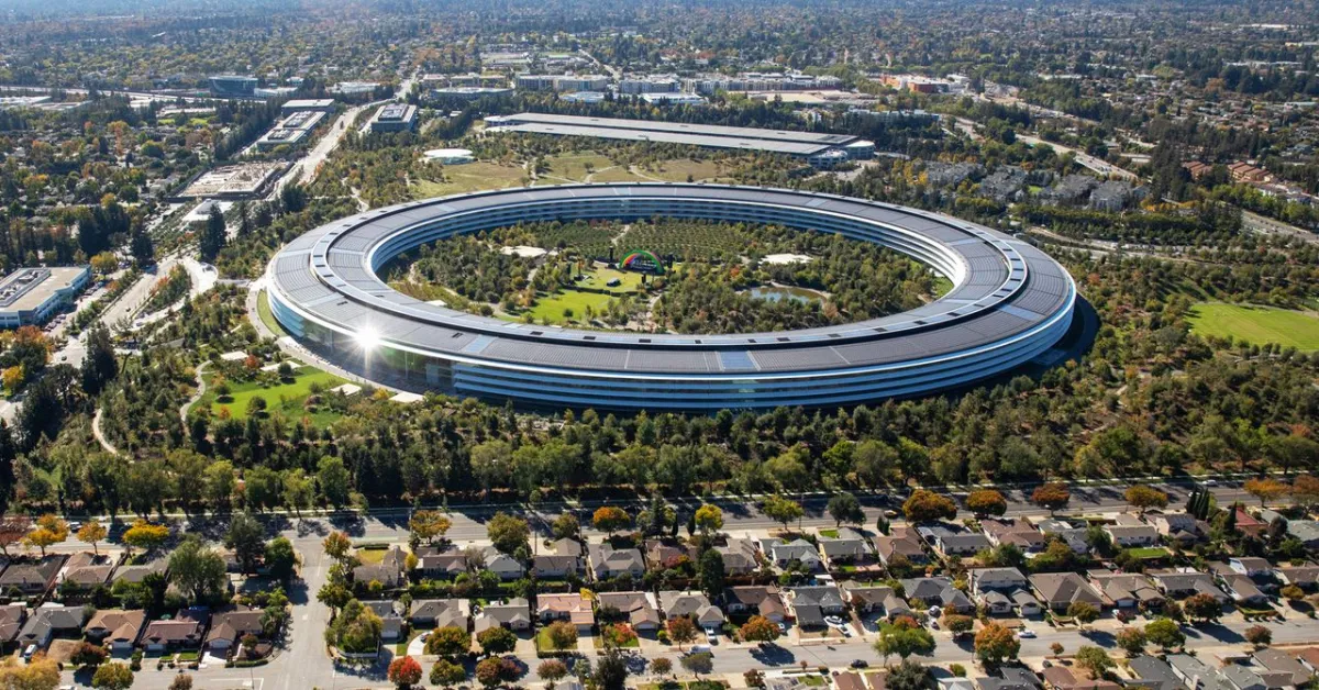 Apple Event: Folding iPhone & AI Upgrades Expected