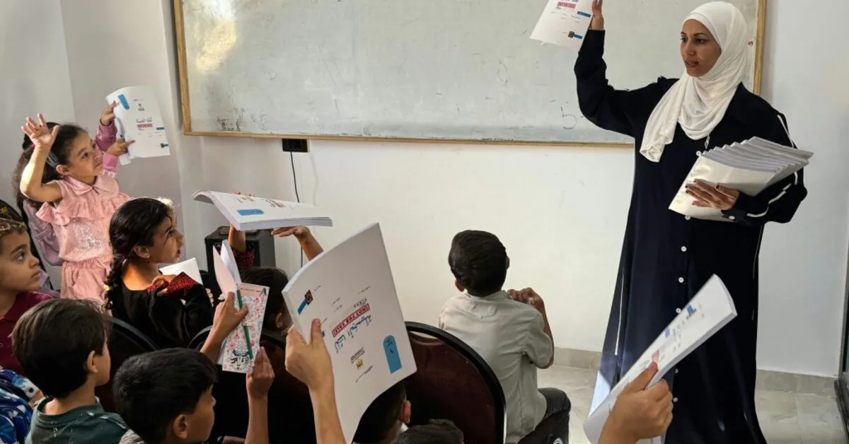 Gazan Teacher Establishes School for Displaced Children in Egypt's Sinai